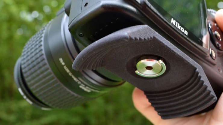 stow-away lens cap