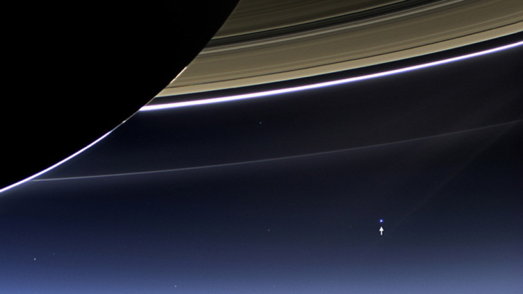 earth-cassini-1