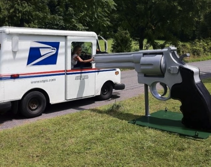 Gun Mailbox