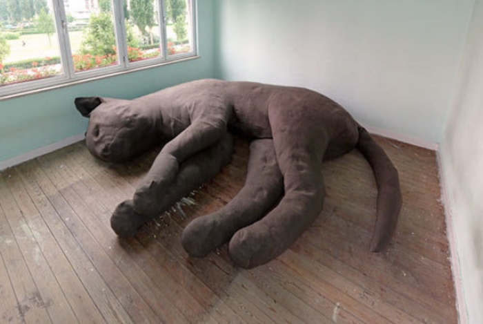 This Giant Cat Couch Is For Both Cats And Humans Ohgizmo Giant Cat Couch1