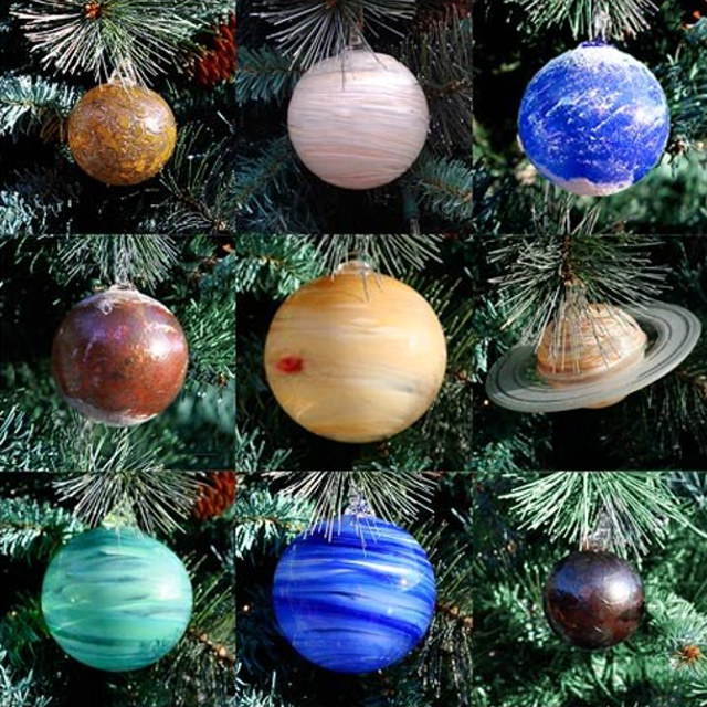 planet-christmas-tree-ornaments