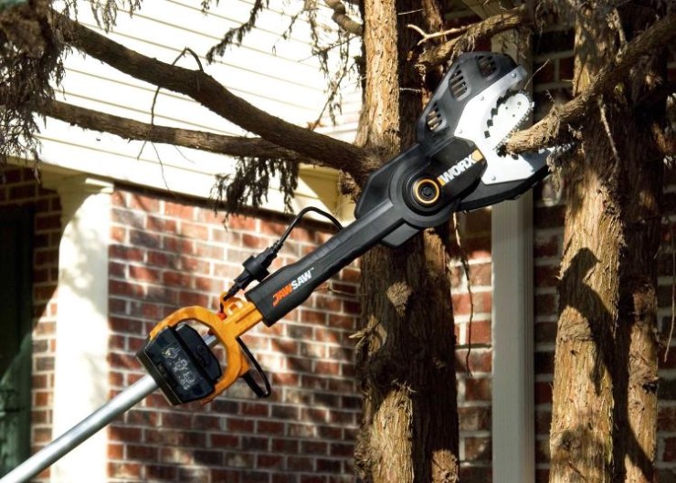 the-worx-jawsaw-is-your-own-personal-jaws-of-life-7316