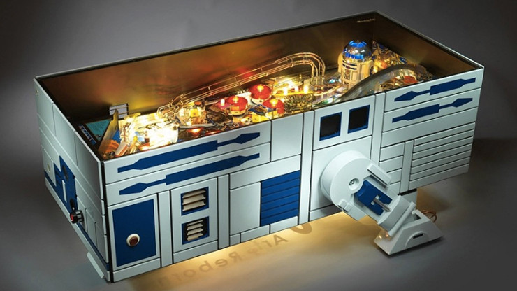R2-D2-coffee-table-pinball-machine-1
