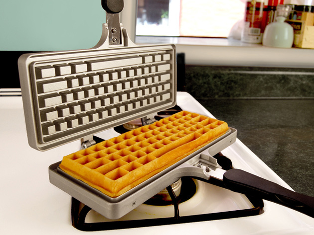 keyboard-waffle-maker-1