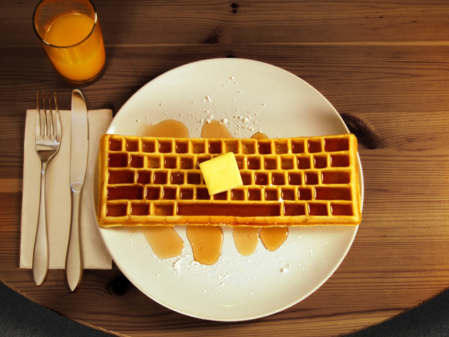 keyboard-waffle-maker-2
