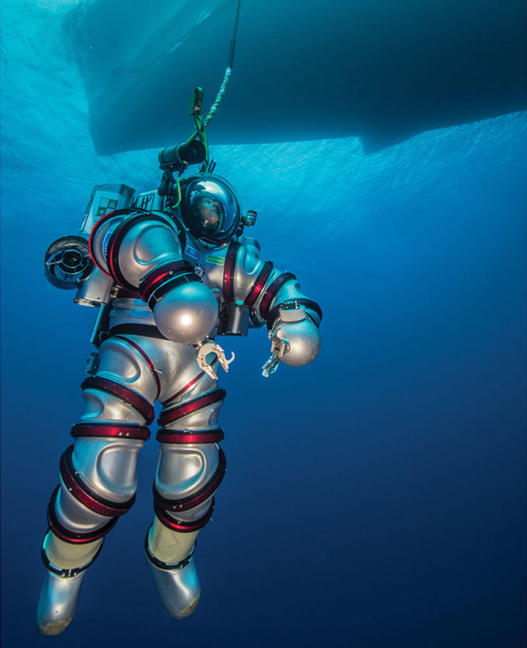 exosuit-self-propelled-atmospheric-diving-suit-2