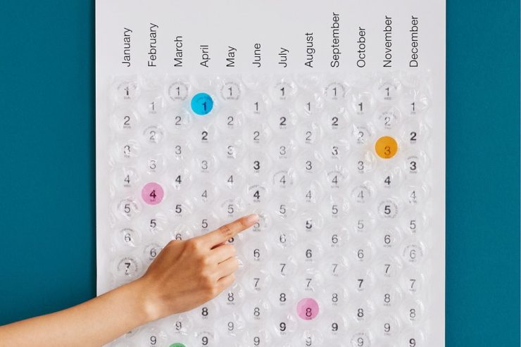 this 2018 bubble wrap calendar will make next year really pop