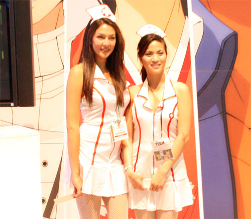 e3-booth-babes11.jpg